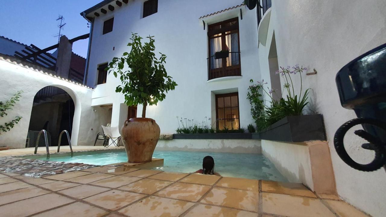 Ca Margalef - Casa Rural Con Encanto Ginestar Eksteriør bilde